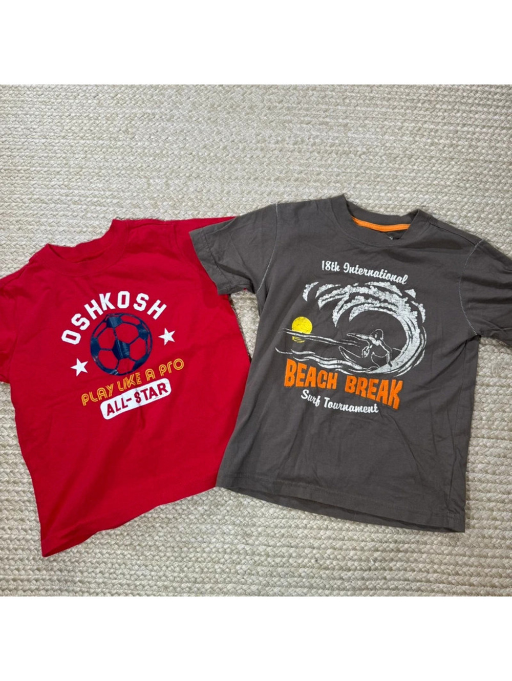 Oshkosh Toddler Boys Red Soccer And Gray Surf Graphic T-Shirt 4T 100% Cotton